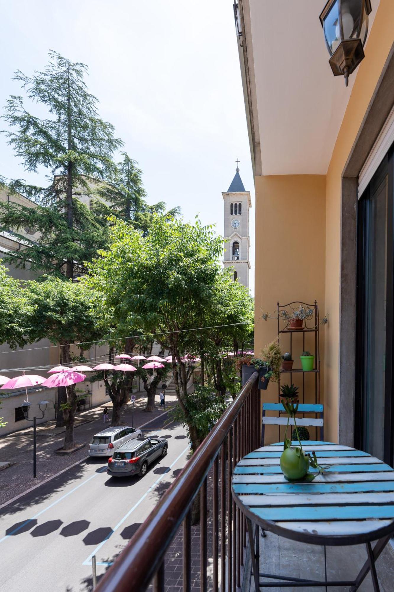 L'Affaccio Sulla Piazza Apartamento Avezzano Exterior foto