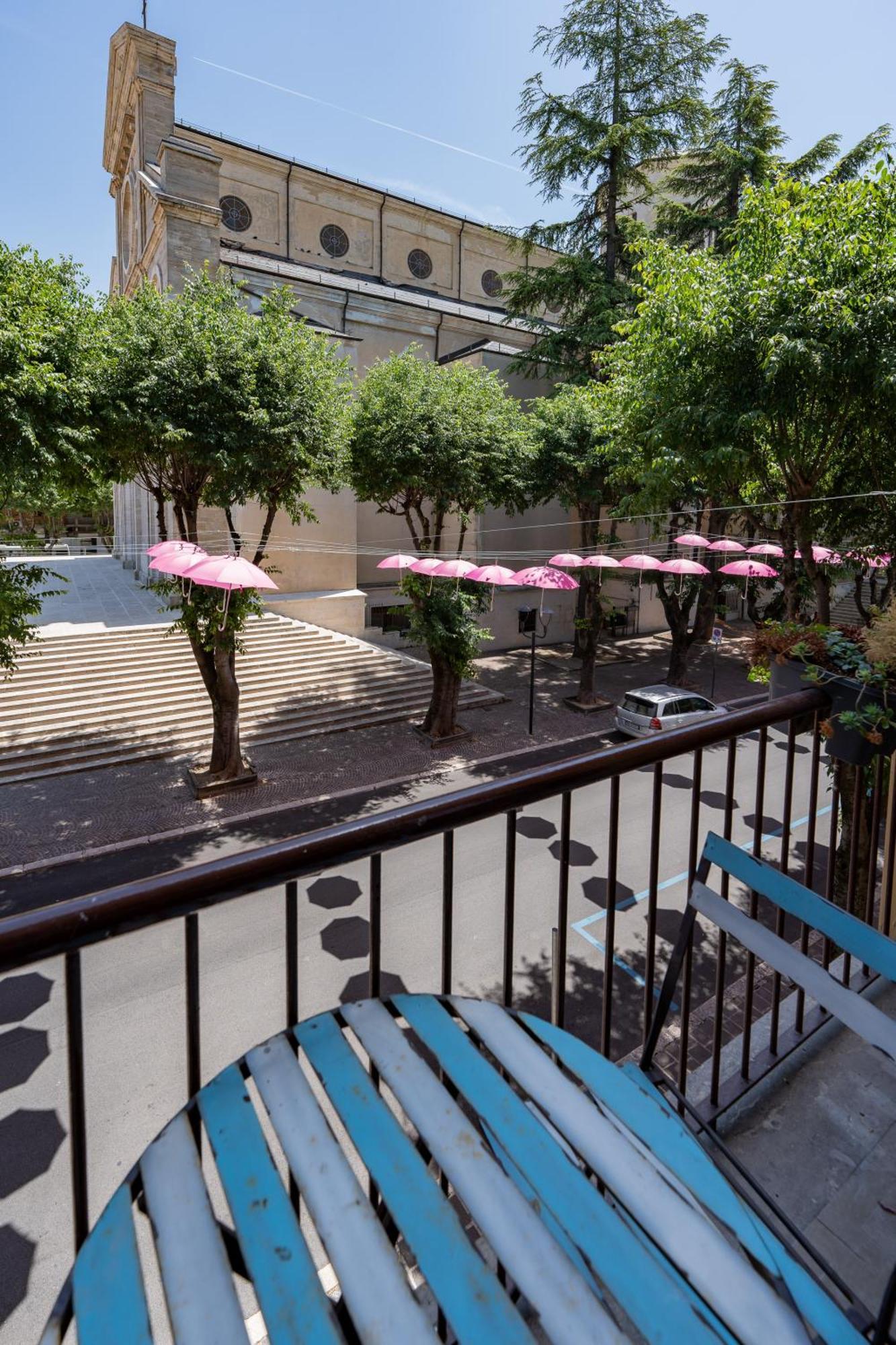 L'Affaccio Sulla Piazza Apartamento Avezzano Exterior foto